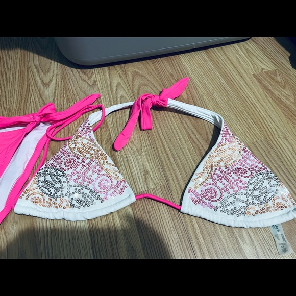 Victoria’s Secret swimsuit - Picture 2 of 3